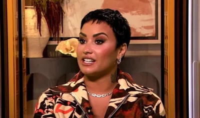 Demi Lovato: novo corte de cabelo simboliza rebelião ao cristianismo