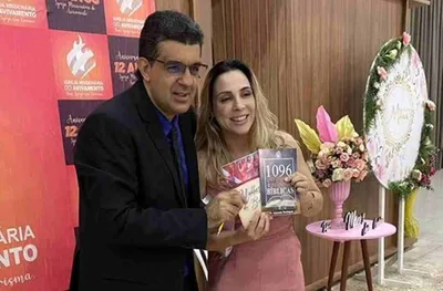 Pastor Marcelo Rodrigues celebra o lançamento de dois livros