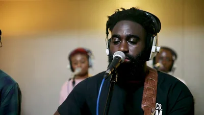 Ministro de louvor emociona jurados ao se apresentar no The Voice Reino Unido | Notícias Gospel