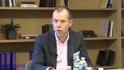 Reitor da Universidade de Cambridge apoia tese sobre "corpo trans" de Jesus