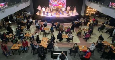 Em protesto contra restrições da Covid-19, pastor transforma igreja em bar
