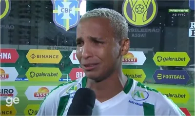 Jogador chora ao lembrar morte de amiga vítima de câncer