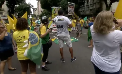 Cristãos podem se envolver em protestos pacíficos?
