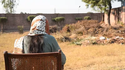 Afegã diz que Talibã continua indo “de porta em porta” para matar cristãos