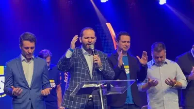Café Pró-Marcha para Jesus tem oração com Pr. Marcos Galdino e Cassiane no louvor