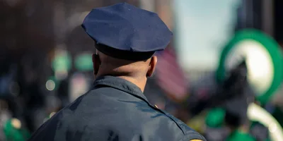 Pregador é preso por evangelizar do lado de fora de show nos EUA