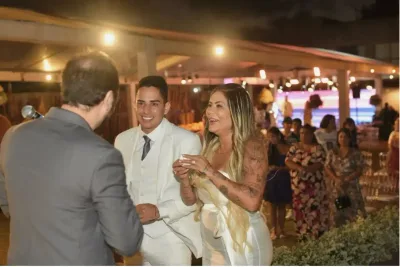 Vídeo: Casamento de Renalida tem gritaria, pouca gente e lacração; “estou enojada”