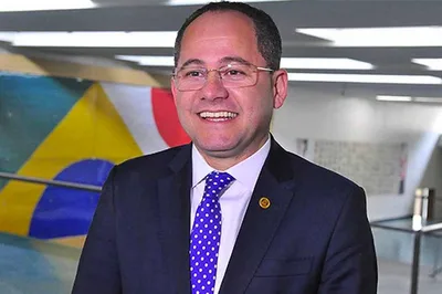 Ex-presidente da FPE racha partido em São Paulo