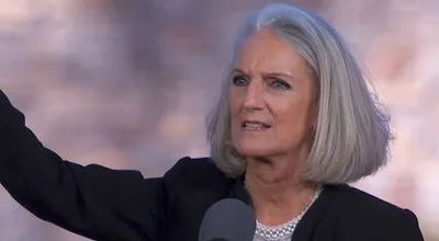 Pare de tentar conquistar o amor do Espírito Santo, diz filha de Billy Graham