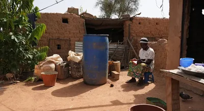Familia cristã tenta sobreviver ao extremismo em Burkina Faso