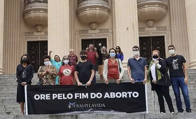 Lei impede que cristãos façam vigílias próximo a clínicas de aborto
