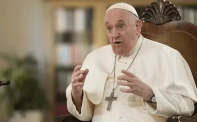 Papa Francisco volta a defender bênção para união homossexual