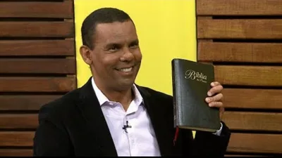 Teólogo diz que pandemia é crucial para volta de Jesus: “Caminhamos para um governo único”