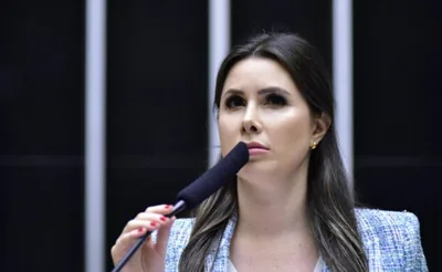 Deputada pauta PL da anistia do 8 de janeiro na CCJ da Câmara