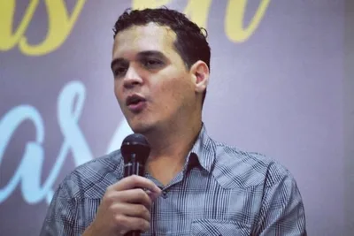 Acusado de desviar recursos, pastor preso mantinha bens de luxo