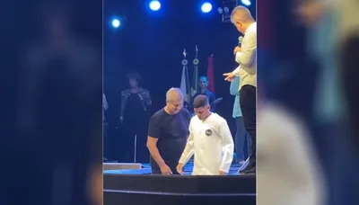 Jogador do Londrina é batizado: "É impossível continuar o mesmo"