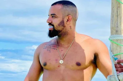 “Pastor ostentação” publica foto sem camisa e é criticado na web