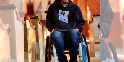 Homem se volta para Deus ao ficar tetraplégico e vira pastor: \"Ele nunca falha\"