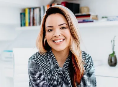 Com pai ausente, Zoe Lilly teve experiência com paternidade de Deus: ‘Senti o abraço Dele’