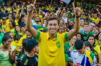 “A guerra espiritual continua”, declara Nikolas Ferreira