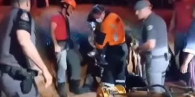 Menino de 2 anos é resgatado ileso após cair em buraco de 4 metros: \"Foi um milagre\"