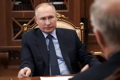 Putin faz ameaça contra o ocidente e diz que Rússia agirá com firmeza