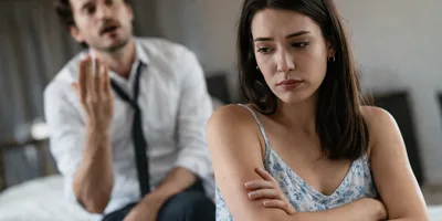 O \"inimigo\" mora ao lado? Entendendo a projeção no casamento