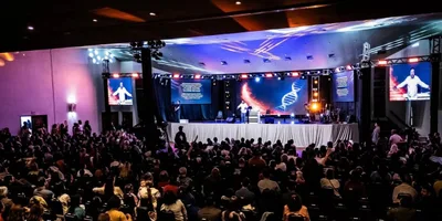 \"O DNA de Deus em você é o que atrai os perdidos\", diz Joel Engel em conferência
