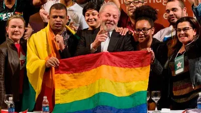 Governo Lula ignora evangélicos, mas se reuniu com Aliança GBTI+