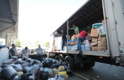 AD Brás Piracicaba envia dois caminhões com roupas, calçados e água para o RS