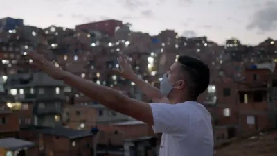 'Apocalipse nos Trópicos': Documentário que investiga ligação de evangélicos com bolsonarismo estreia em Veneza