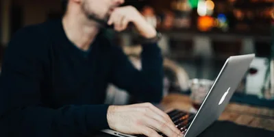 ‘Pornografia é uma distorção radical do desígnio de Deus’, explicam críticos