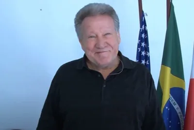 Morreu o pastor Dave Roberson aos 79 anos de idade