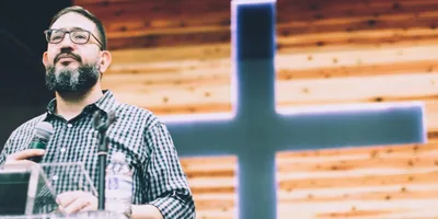 \"Não tem como ser profundo com Deus e superficial com a Bíblia\", diz Luciano Subirá