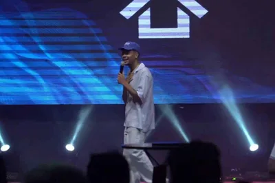 Na Igreja Casa, Jessé Aguiar diz que “estava com muita saudade de cantar no altar”