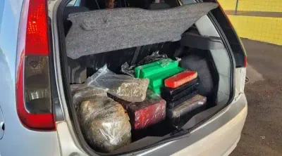 Pastor é preso com mais de 40 kg de drogas no carro da igreja