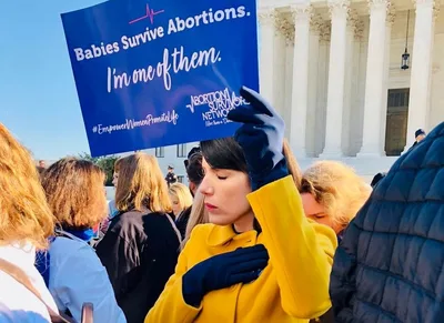 Sobrevivente de aborto se torna ativista pró-vida: "Minha vida é um milagre"