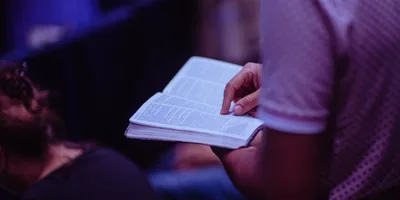 Ouvir a voz de Deus gera consciência em nós