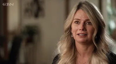 Mulher que sofria de depressão há 30 anos é curada: ‘Jesus está ao meu lado’