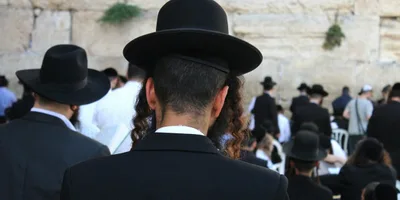 Antissemitismo cresce 350% no Brasil após ataque do Hamas a Israel, diz relatório