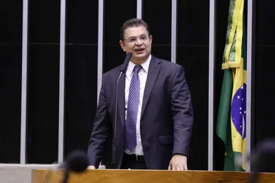 Sóstenes sobre cassação de Dallagnol: “Decisão judicial a gente cumpre”