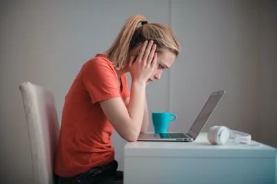 Maioria das mulheres cristãs já fez ou ainda faz uso de material pornográfico, diz pesquisa