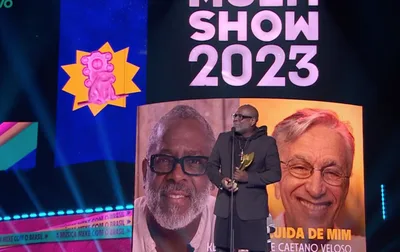 Piada: Kleber Lucas e Caetano Veloso ganham prêmio de música gospel
