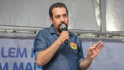 Ação contra Boulos prescreve após ele não ser achado pela Justiça em 6 anos