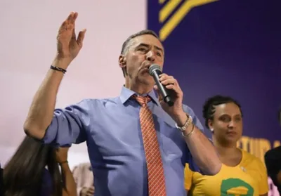 "Nós derrotamos o bolsonarismo", diz ministro do STF em congresso da UNE