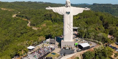 Maior estátua de Cristo do Brasil é inaugurada em cidade do RS