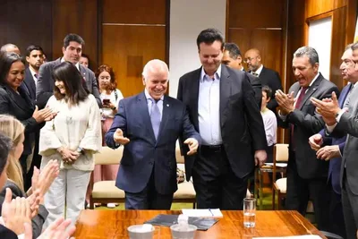 De gigante no PSC a anão no PSD: Gilberto Nascimento encolhe diante de Kassab