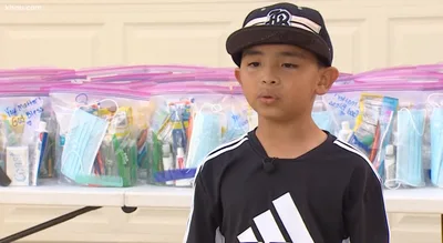 Menino de 7 anos usou dinheiro do aniversário para ajudar sem-teto