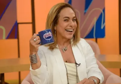 Governo Lula contrata Cissa Guimarães por R$ 840 mil