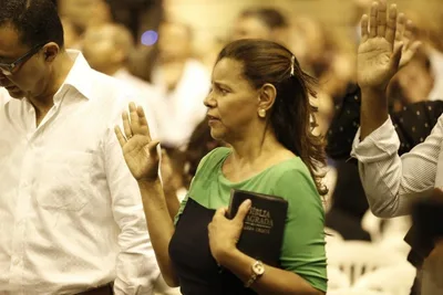 Mulher sai de coma após ouvir a voz de Deus: "Eu te dou vida"